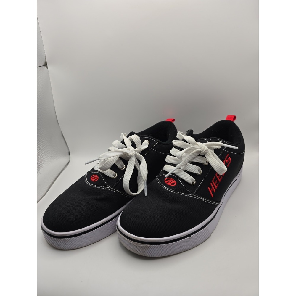 Heelys Pro 20 Youth Size 6 Black Red White Unisex Wheeled Shoes (Missing Wheel)